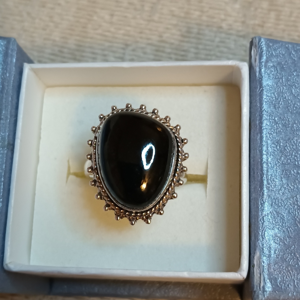 CALIFORNIA BLACK JADE RING - Picture 2 of 3